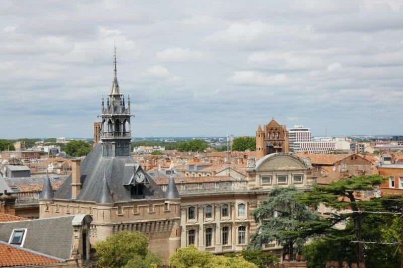 Toulouse private guided city tour - Key points / Takeaways