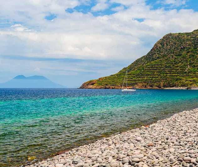 TOUR: ALICUDI E FILICUDI (MAX 12 P) - Key points / Takeaways