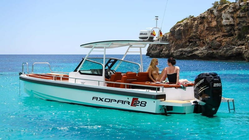 Tour: All inclusive boat tour in Mallorca - Along the Coast: Cliffs, Coves, and Hidden Caves