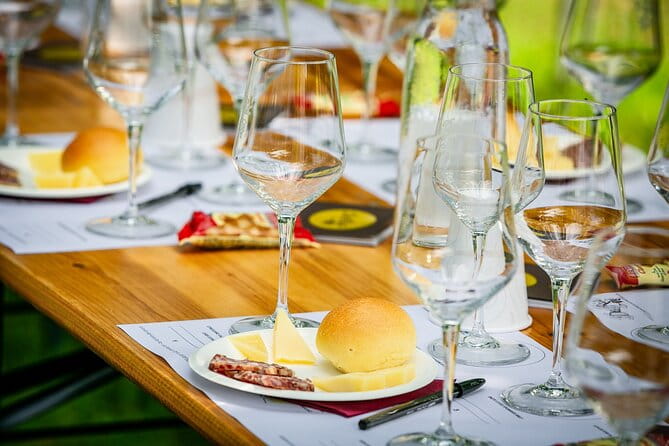 Tour and 3 wines tasting in the Prosecco Hills - Exploring the De Riz Winery Experience