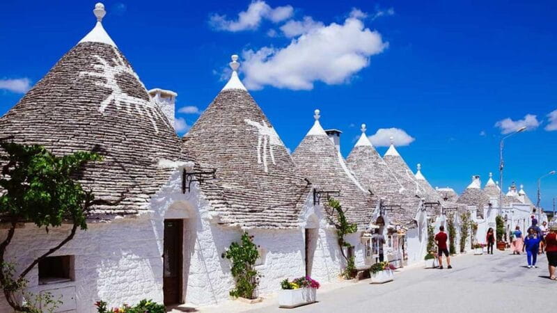 Tour di Alberobello e Matera in bus privato da Bari - A Thorough Look at the Alberobello and Matera Tour