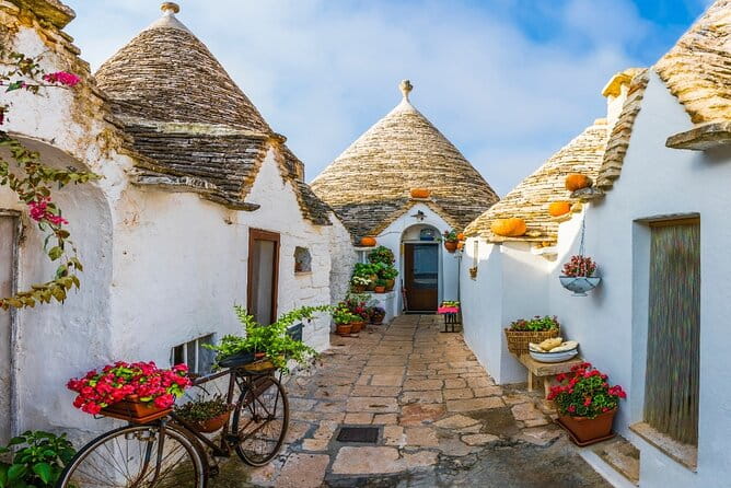 Tour di Alberobello & Guida a Matera, from bari - Key Points