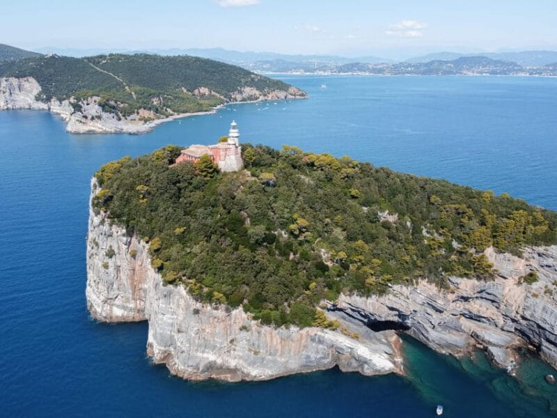 Tour Golfo dei Poeti - shared tour - A Closer Look at the Golfo dei Poeti Shared Boat Tour