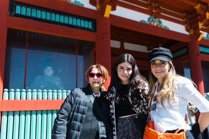 Tour in Kamakura Great Buddha Shogun Shrine With Photographer - Discovering Hachimangu Shrine