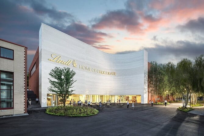 Tour in Lindt Home of Chocolate Museum From Zurich With pickup - Key Points / Takeaways