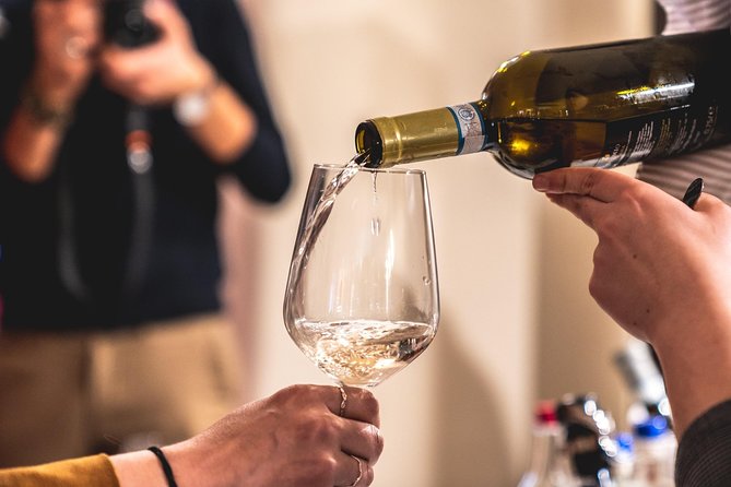 Tour in the Winery and Tasting - Cutting Board Offerings