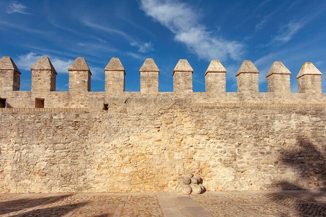 Tour in Vejer: Arab, Jewish and Christian History of Vejer, Cádiz - Visiting Streets that Whisper Legends