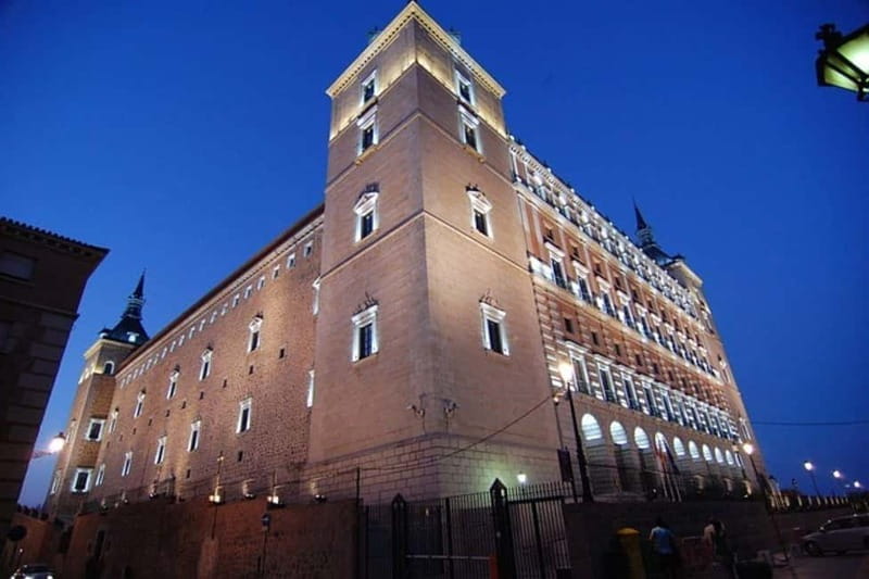 Tour Nocturno de Leyendas y Misterios con Subterráneo - Exploring Toledo’s Nighttime Charm: A Detailed Review