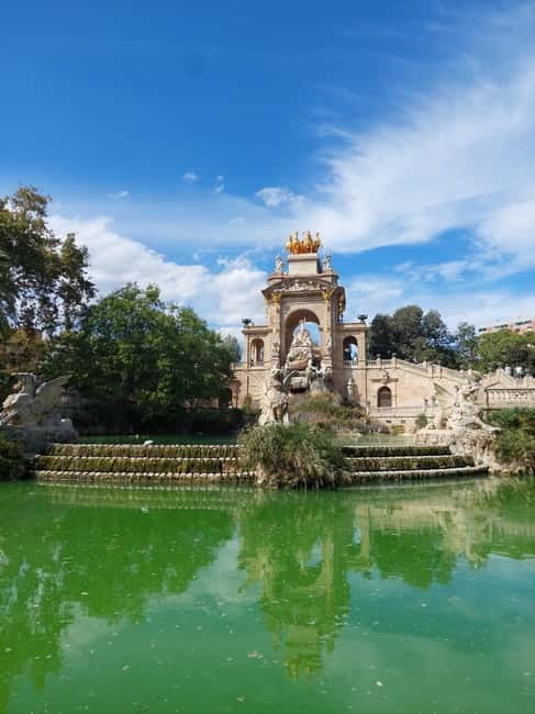 Tour of Barceloneta and the Citadel Park - Exploring Barcelona’s Historic Gateways and Coastal Charm