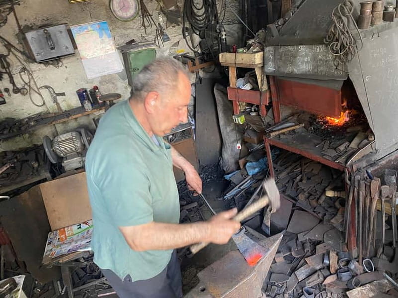 Tour of City - Price and Logistics: Getting the Most Value