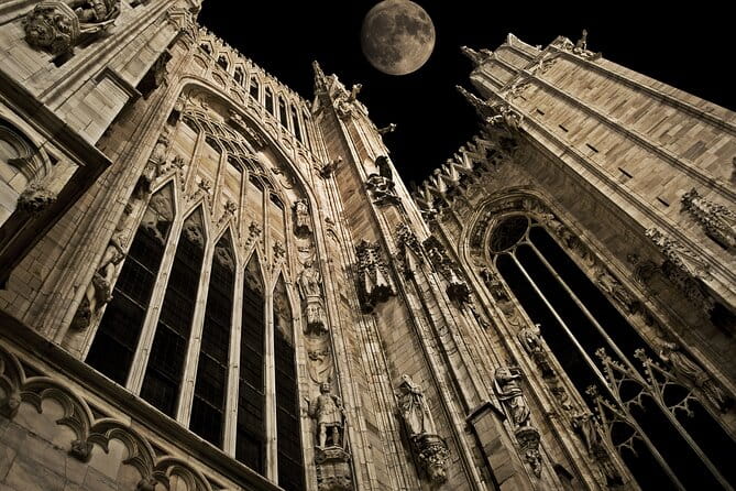 Tour of Milan Cathedral & Rooftop for Kids & Families with Skip-The-line Tickets - Exploring the Gothic Marvel