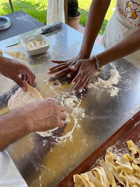 Tour of Pompeii & Cooking Class on the Slopes of Mt Vesuvius - Who Should Consider This Experience?