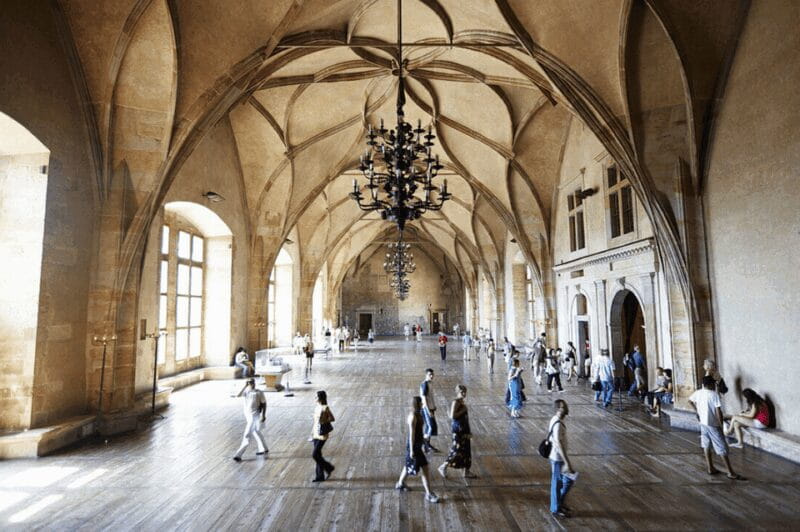 Tour of Prague Castle in italian language ticket included - The Sum Up: Who Should Take This Tour?