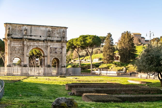 Tour of the Colosseum & Ancient Rome by Tommaso - Entering the Colosseum: A Closer Look at Ancient Spectacle