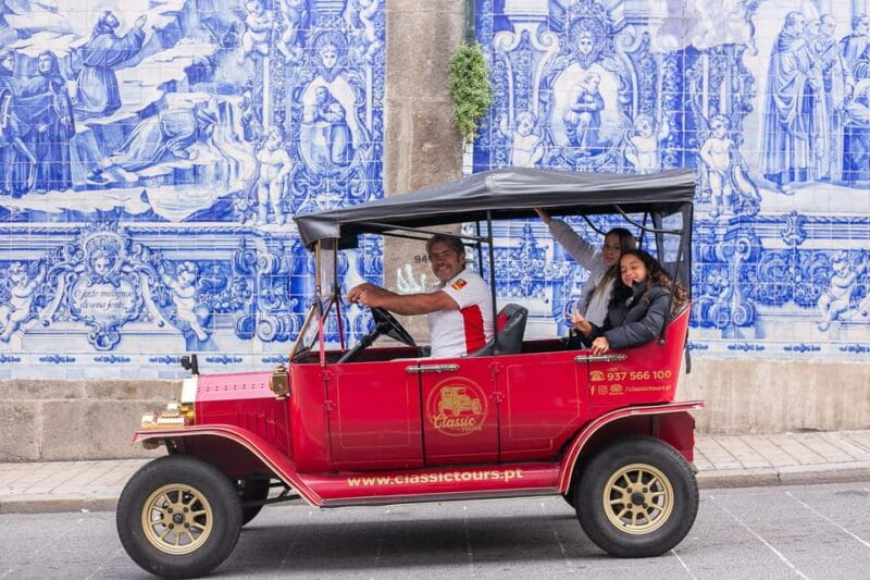 Tour Porto: Classic Car + A Toast with Port Wine - A Port Wine Toast: A Sweet Ending