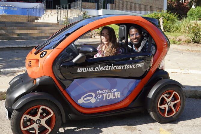 Tour Privado en Málaga: Castillo de Gibralfaro o Cueva del Tesoro - Discovering Málaga: An Insider’s Guide to the Private Tour