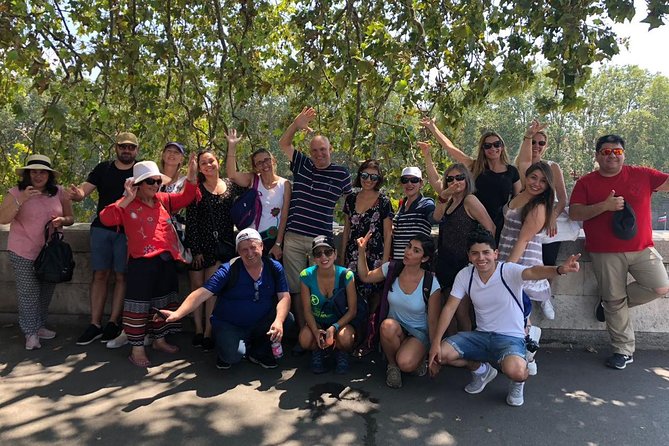 Tour Squares of Rome and Vatican - Traveler Minimum Requirement