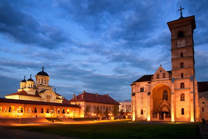 Tour to Corvin Castle in Hunedoara & Alba Iulia - A Close-Up Look at the Tour Experience