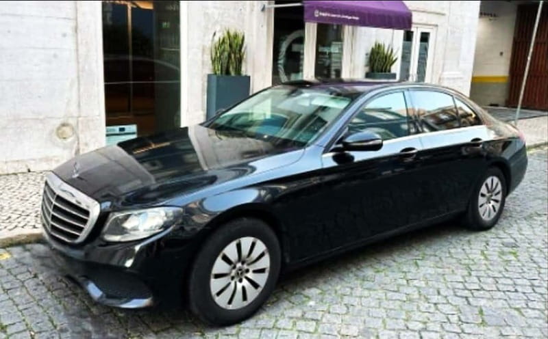 Tour to Fátima, Nazaré and Óbidos - LUXURY SEDAN - Batalha and Alcobaça Monasteries: Iconic Symbols of Portugal’s Gothic Heritage