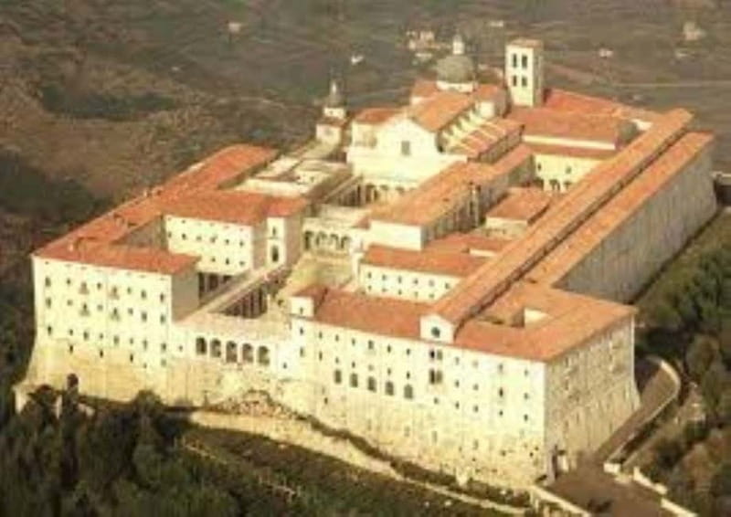 Tour to the Royal Palace of Caserta and Monte Cassino: with Guide and Tickets Included - FAQ