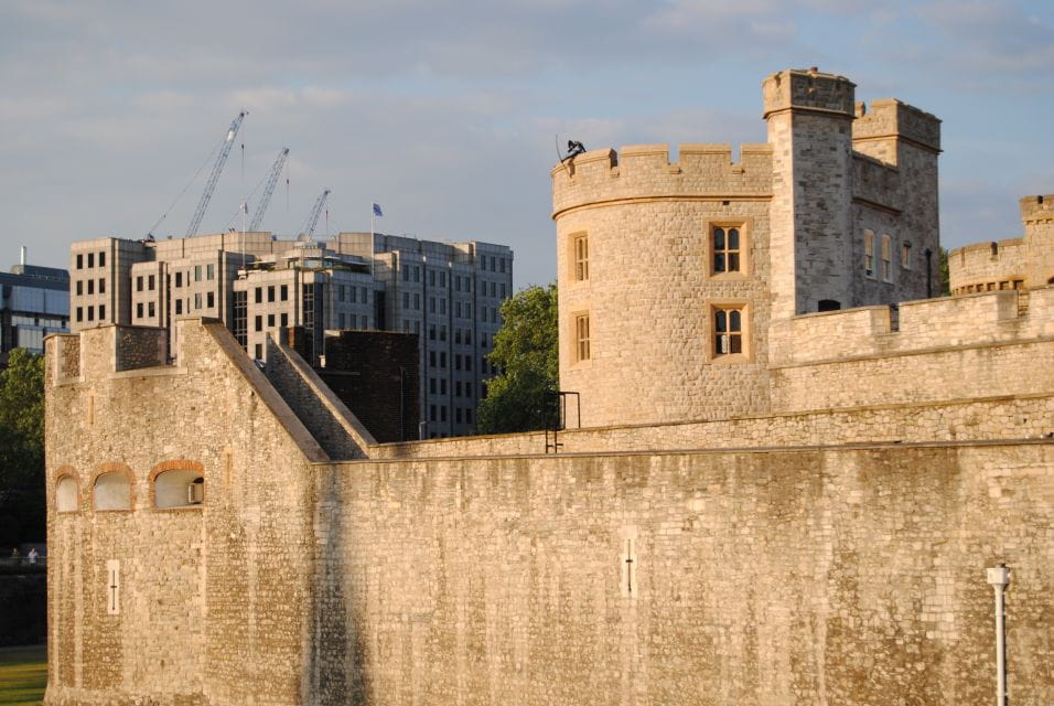 Tower of London Private Guided Tour - Exploring the White Tower