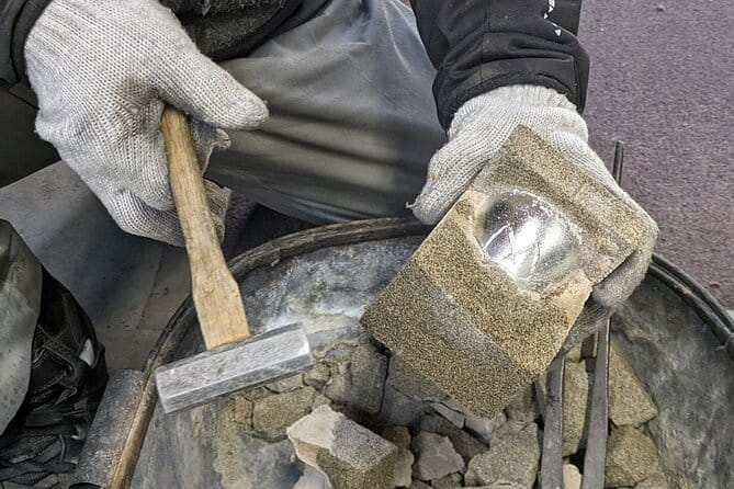 Toyama Bay and Takaoka Town Metalworking Tour From Kanazawa - Accessibility and Participation