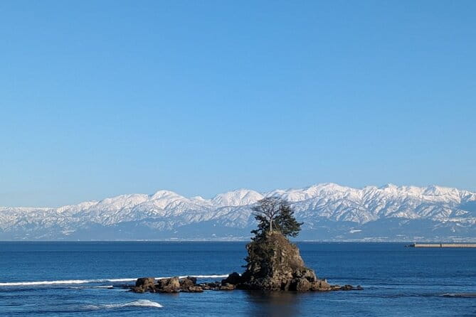 Toyama Bay and Takaoka Town Metalworking Tour From Kanazawa - Discovering Takaokas Metalworking Heritage