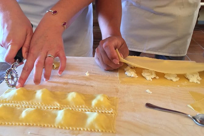 Traditional Cooking Class in San Gimignano - Making Pasta and Sauces: The Heart of the Experience