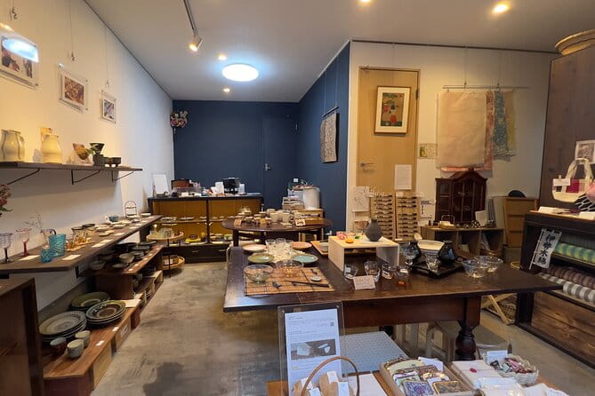 Traditional Japanese Crafts Making Experience in Tokyo - Included Amenities