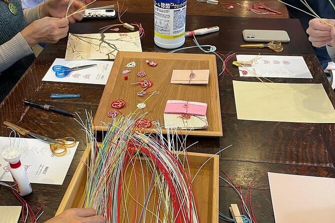 Traditional Japanese Crafts Making Experience in Tokyo - Meeting and Pickup Details