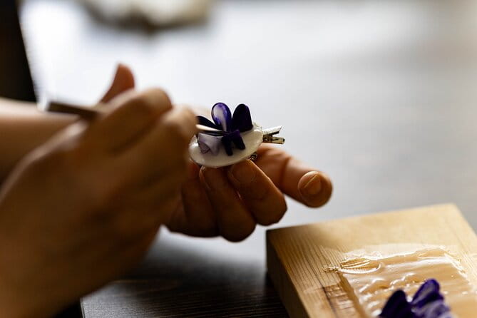 Traditional Japanese Fabric Flower-Making Tsumami Zaiku Class - Accessibility Features