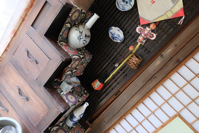 Traditional Japanese Food Tour With a Food Expert - Expert Insights on Longevity Diet