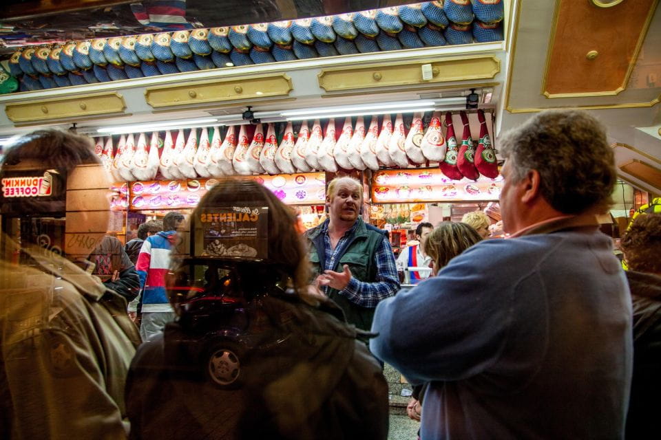 Traditional Madrid Night Tapas and Drinks Tour - Food and Drink Offerings