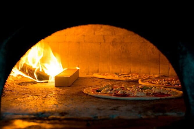 Traditional Pizza Class in Naples, pizza maker for a day. - Frequently Asked Questions