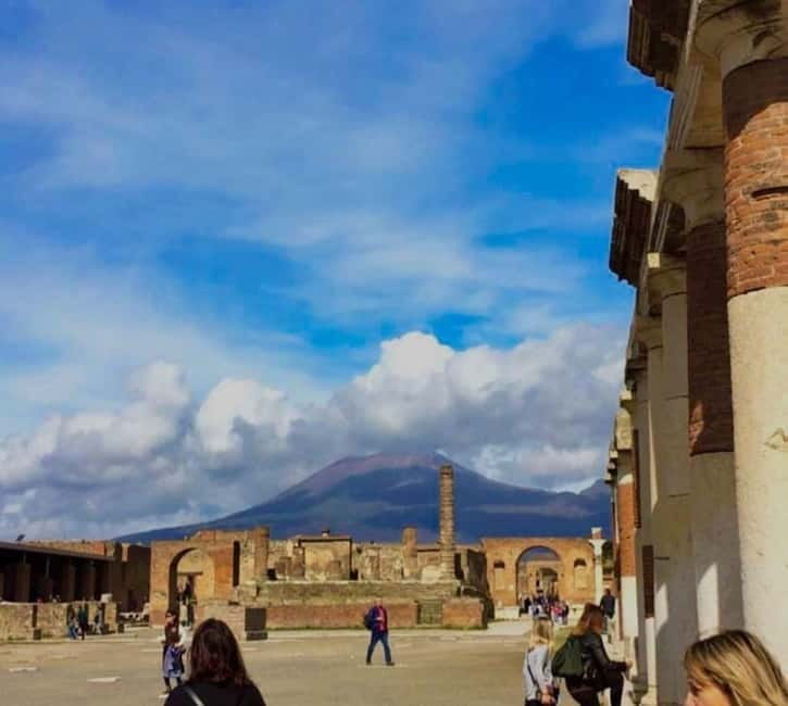 TRAMVIA -Da Naples: Pompei Ruins and Vesuvio Transfer by Bus - Key points / Takeaways
