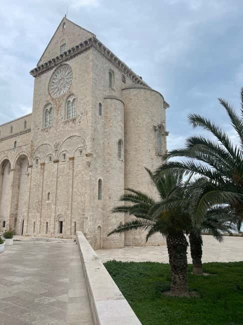 TRANI AND CASTEL DEL MONTE: guided tours and transfers from Matera - Final Thoughts: Is It Worth It?