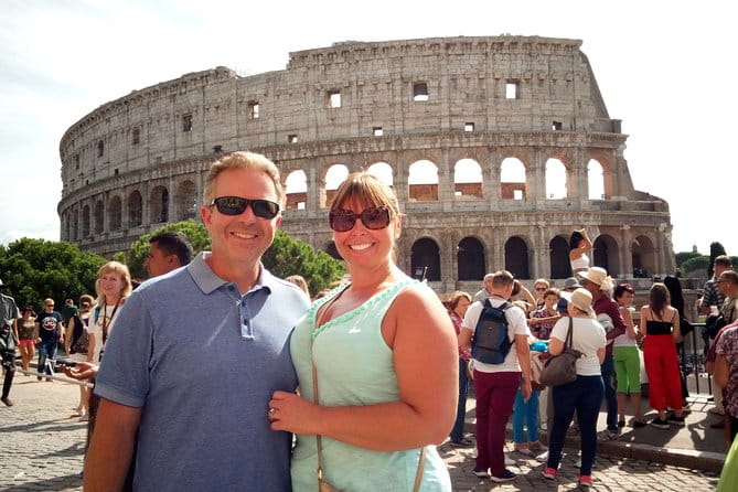 Transfer Civitavecchia Port to Fiumicino FCO Airport with 3 hours Rome Tour - Entering The Ancient World: The Colosseum and Roman Forum