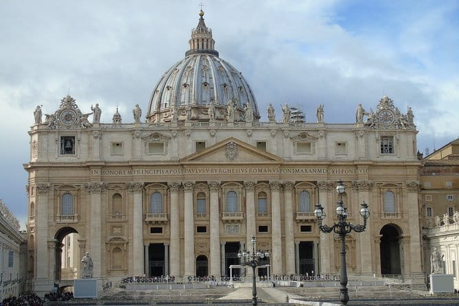 Transfer Fiumicino Fco Airport to Civitavecchia Port with 3 hours Rome Tour - Who Will Love This Tour