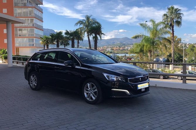 Transfer from Alicante airport to Calpe in private Sedan car max. 3 passengers - FAQ