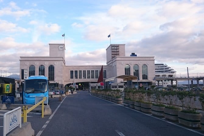 Transfer from Naples to Sorrento or viceversa - Analyzing the Cost: Is It Worth It?