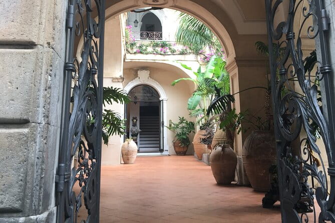 Transfer From Naples Train Station/area to Sorrento with 1 hour stop in Positano - Price and value analysis