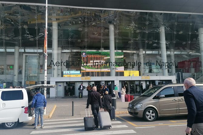 Transfer from Sorrento to Naples or vice versa - A Thorough Look at the Experience