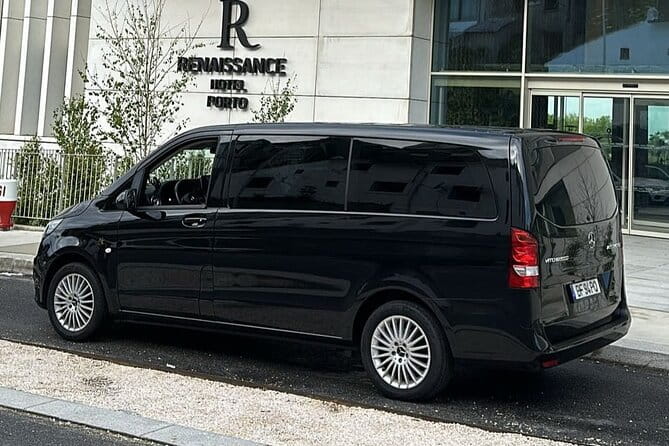 Transfer in Cascais to Lisbon Airport - The Transfer Experience: What Makes it Special