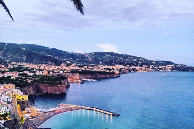 Transfer private from Positano to Naples or viceversa - Key points & Takeaways