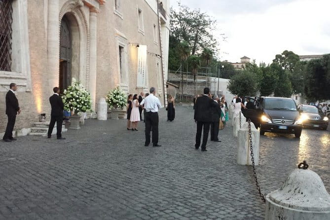 Transfer to Rome from Fiumicino Airport - Who Would Love This Service?