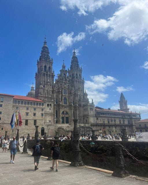 Travel Porto to Santiago Compostela With up to 3 Stops - Pickup and Drop-off Details