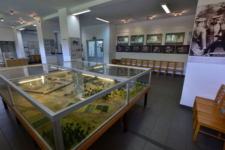 Treblinka: Half Day Tour From Warsaw by Private Car - Accessibility and Recommendations