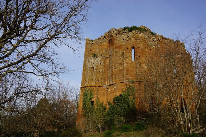 Trekking Excursion History and Nature Necropolis of Norchia from Rome - Discovering Norchia: A Hidden Gem Near Rome