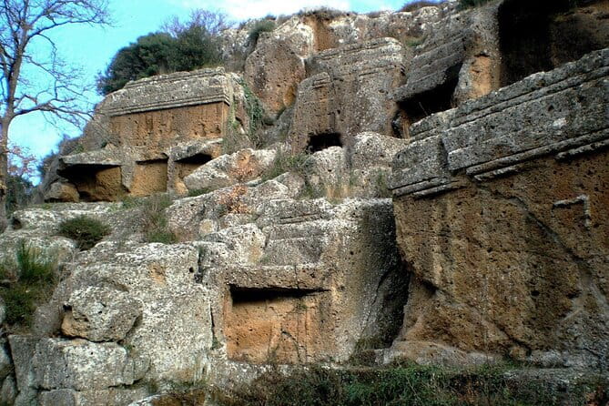 Trekking Excursion History and Nature Necropolis of Norchia from Rome - Who Will Love This Tour?