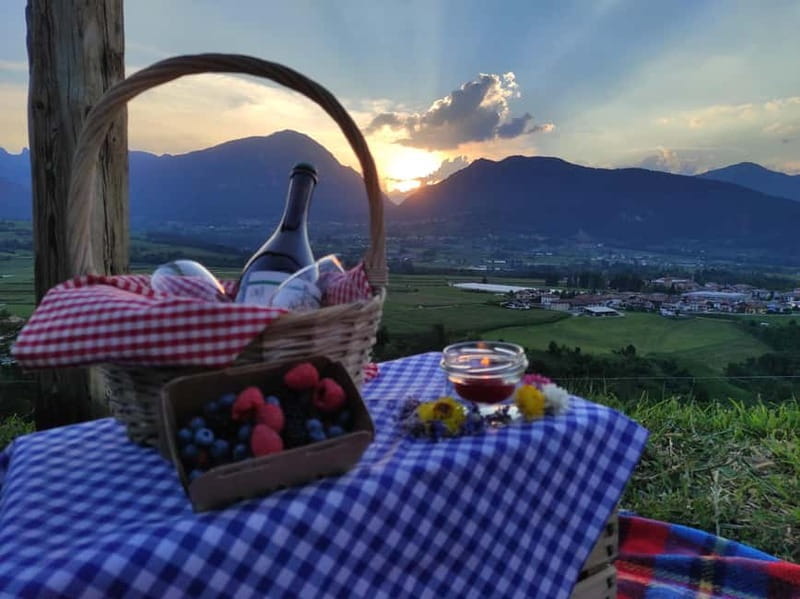 Trentino Agriconda: Magical Picnic at Sunset basket in Comano - Discovering the Magic of Comano’s Sunset Picnic